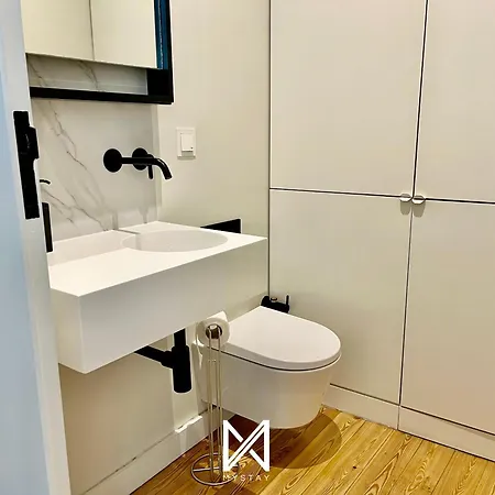 Mystay - Homie In Апартаменти Лісабон